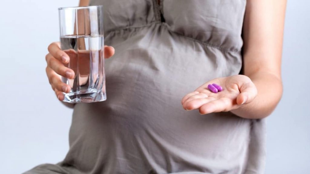 Avoid taking medication without prescription during pregnancy